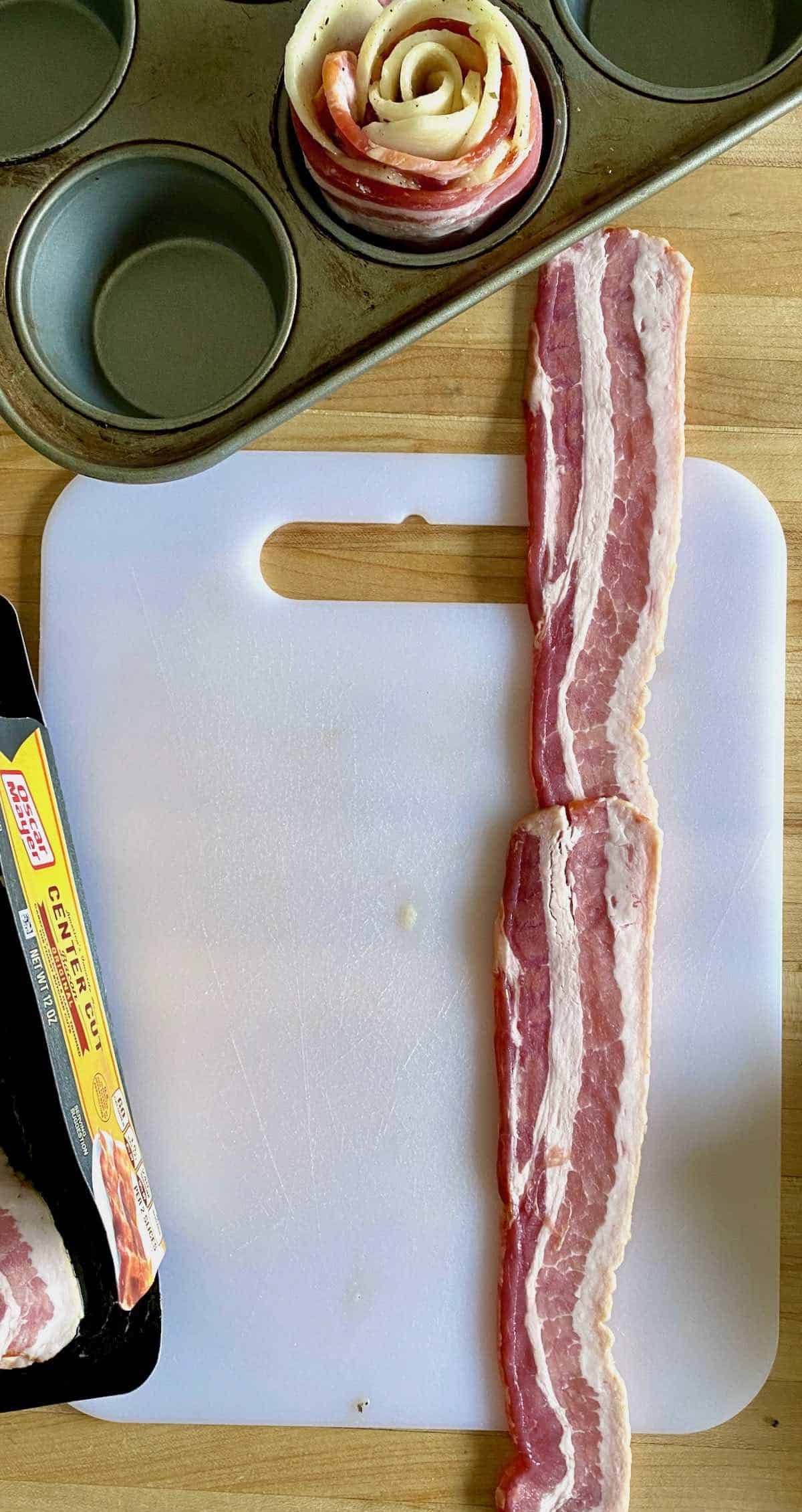 Demo of lining up the bacon.