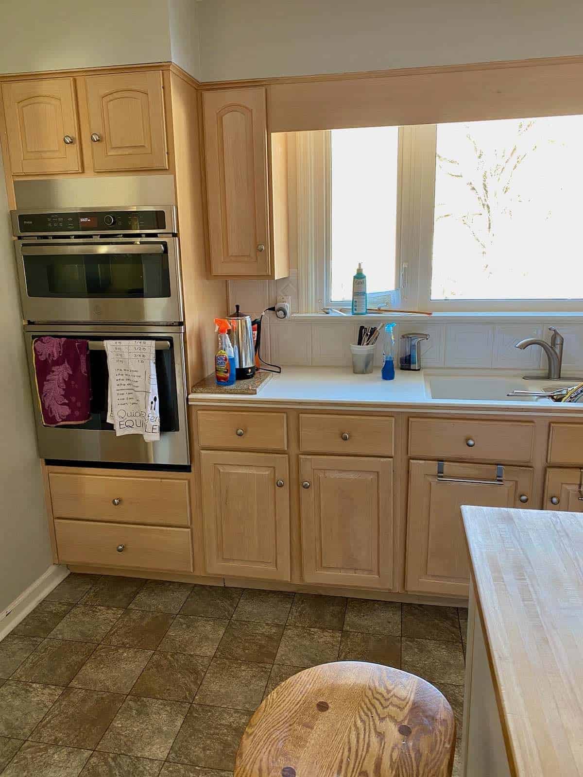 My kitchen before.