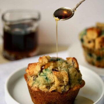 Muffin with maple syrup.