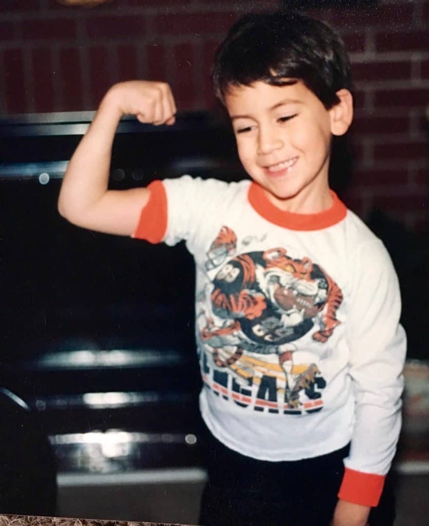 will flexing his arm