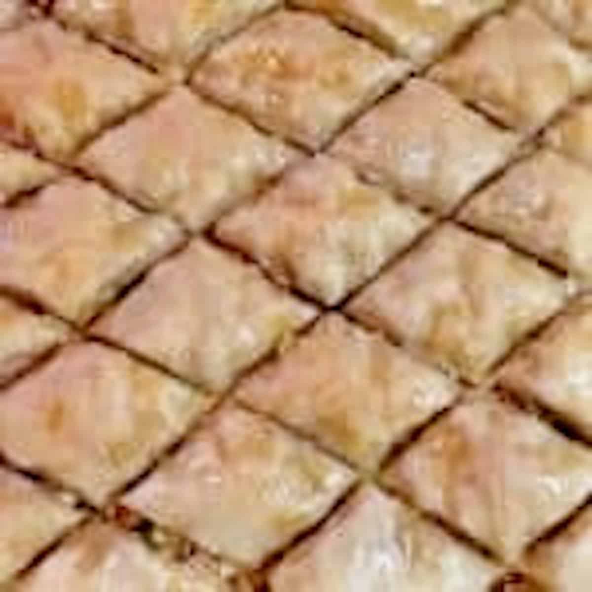 No need to do a honey search for baklava here.