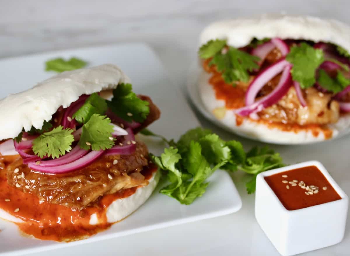 kalbi chicken steam bun