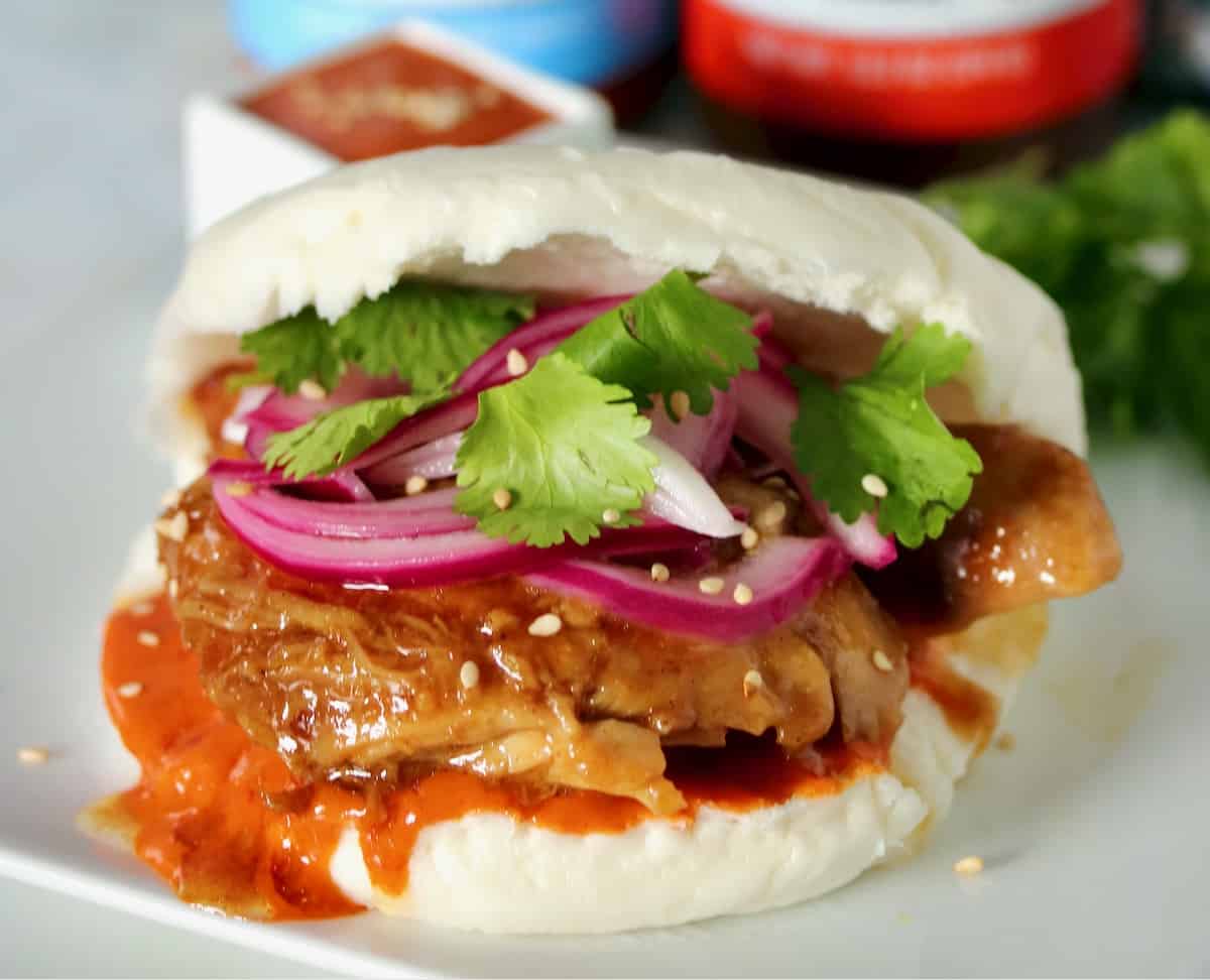 kalbi chicken steam bun