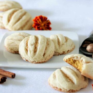 Concha spice cookies.