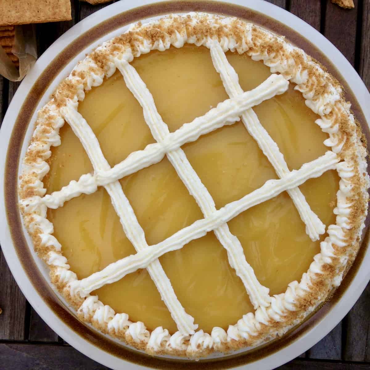 Key lime pie cake.