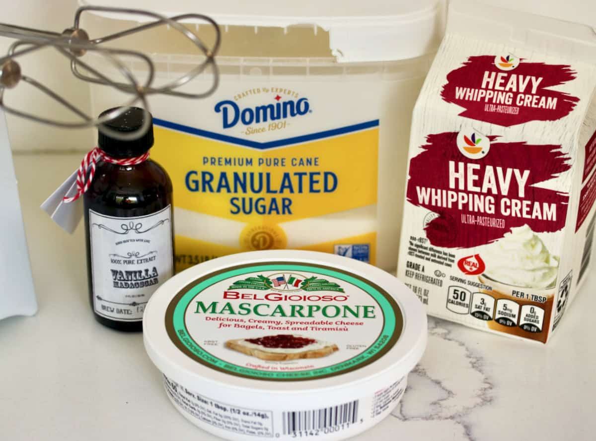 Mascarpone whip ingredients.