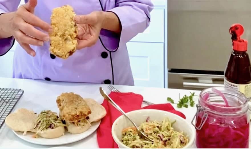 Sous vide fried chicken steam bun.