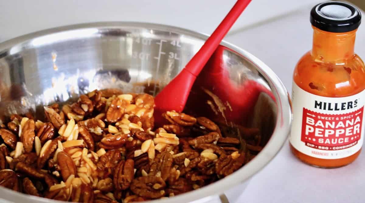 Sweet and spicy party nuts recipe mixed.