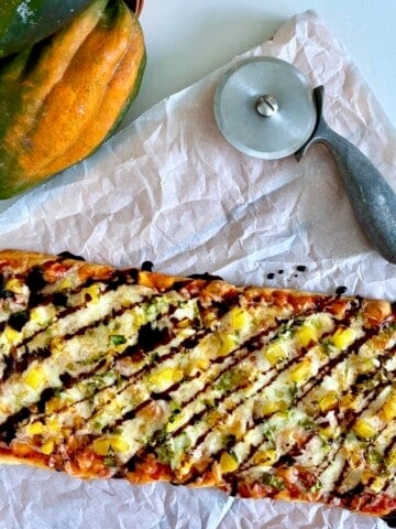 Balsamic glazed autumn pizza.